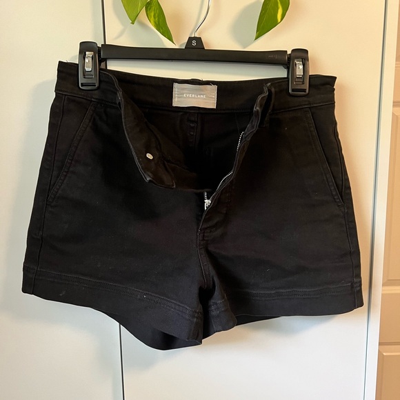 Everlane: The Cotton Twill Short - Picture 4 of 6